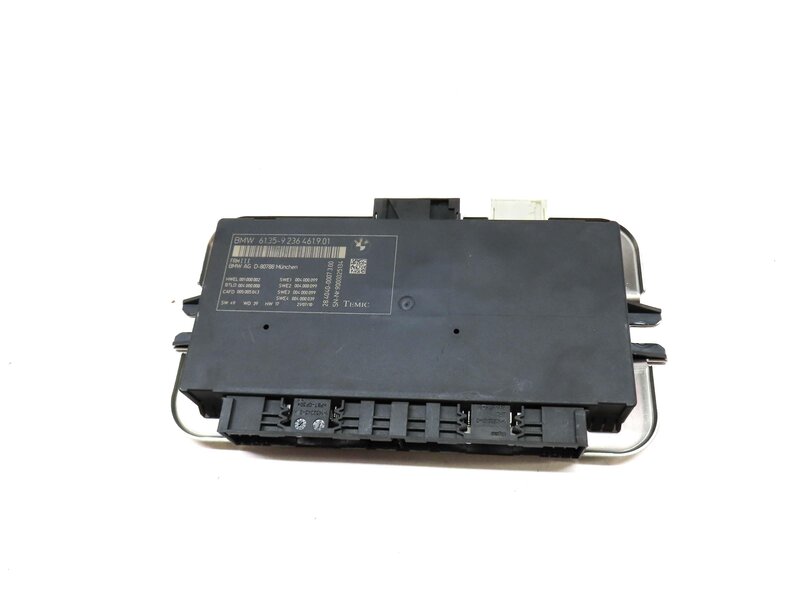 Thumbnail 2: 10-17 BMW 5 6 7 M5 X3 X4 (F06 F10 F12 F25 F26) FRM III BODY LIGHT MODULE 3-PLUG