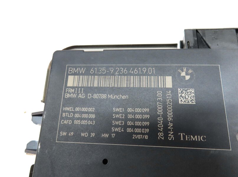 Thumbnail 4: 10-17 BMW 5 6 7 M5 X3 X4 (F06 F10 F12 F25 F26) FRM III BODY LIGHT MODULE 3-PLUG