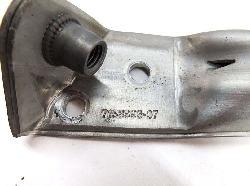 Thumbnail 6: 2011 BMW 535i SEDAN (F10) FRONT BUMPER SUPPORT MOUNT GUIDE BRACKET SET 2