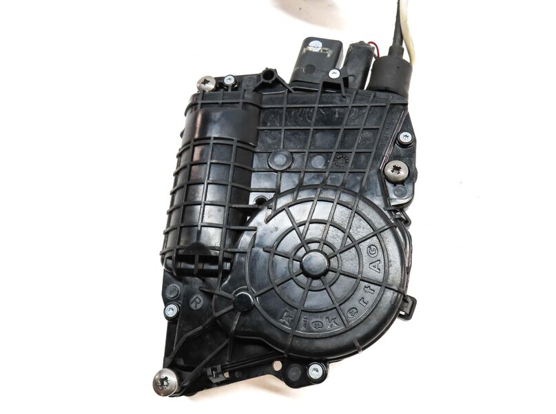 Thumbnail 5: 11-16 BMW 528i 535i 550i M5 (F10) REAR LEFT DOOR LOCK LATCH w/ SOFT CLOSE MOTOR
