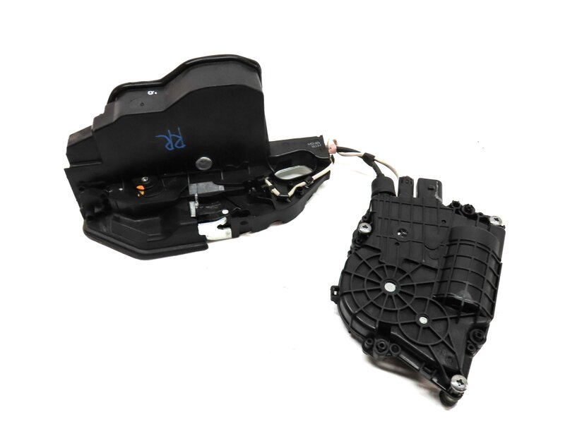 11-16 BMW 528i 535i 550i M5 (F10) REAR RIGHT DOOR LOCK LATCH w/ SOFT CLOSE MOTOR