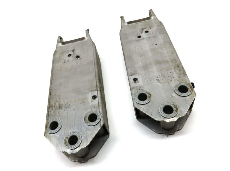 Thumbnail 3: 2011 BMW 535i (F10) FRONT LEFT & RIGHT BUMPER SUPPORT MOUNT GUIDE BRACKET SET/2