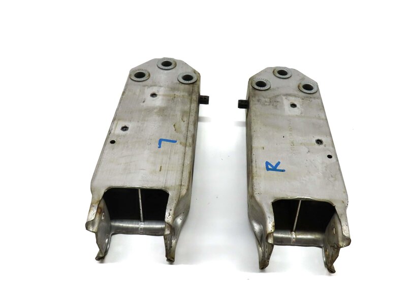 Thumbnail 4: 2011 BMW 535i (F10) FRONT LEFT & RIGHT BUMPER SUPPORT MOUNT GUIDE BRACKET SET/2