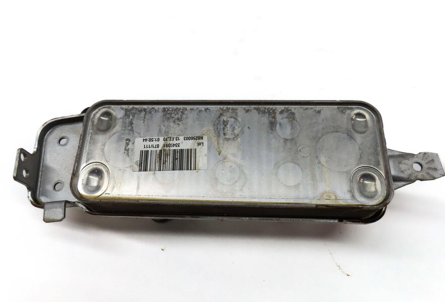 Thumbnail 5: 09-17 BMW 535i 640i 740i 750i 760i (F01 F06 F07 F10 F12) TRANSMISSION OIL COOLER