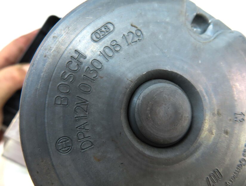 Thumbnail 6: 11-12 BMW 528i 535i 550i 640i 650i (F06 F10) RWD - DSC ABS BRAKE PUMP w/ MODULE