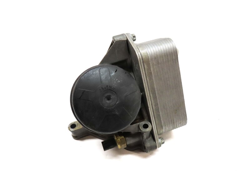 Thumbnail 2: 2011 BMW 535i SEDAN F10 3.0L TURBO N55 ENGINE OIL FILTER HOUSING WITH SCREW CAP