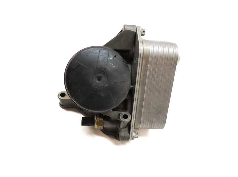 Thumbnail 3: 2011 BMW 535i SEDAN F10 3.0L TURBO N55 ENGINE OIL FILTER HOUSING WITH SCREW CAP