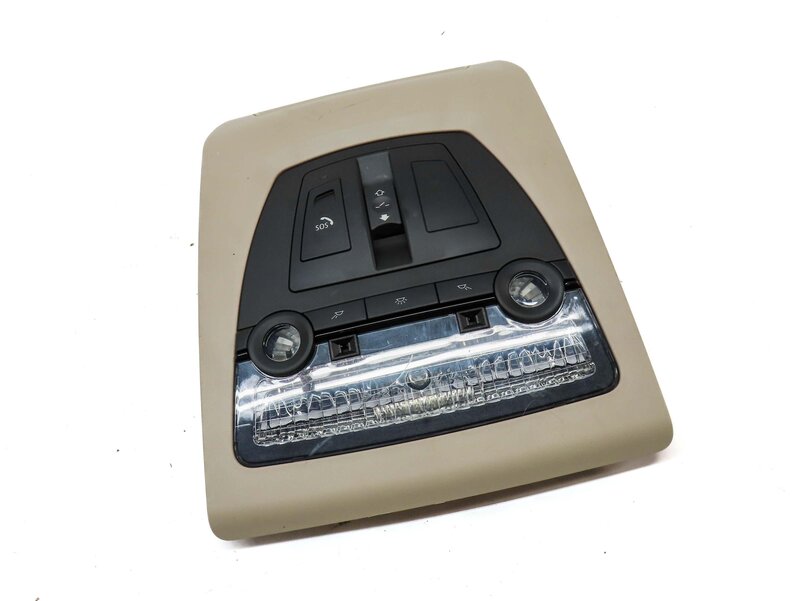 Thumbnail 3: 2011 BMW 535i SEDAN (F10) FRONT CENTER ROOF PRIMARY DOMELIGHT ASSEMBLY (BEIGE)