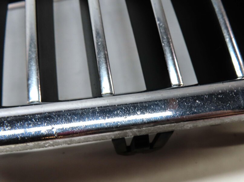 Thumbnail 12: 2011-2013 BMW 528i 535i 550i M5 (F10) FRONT HOOD VENT GRILLE SET-2 (BLACK)