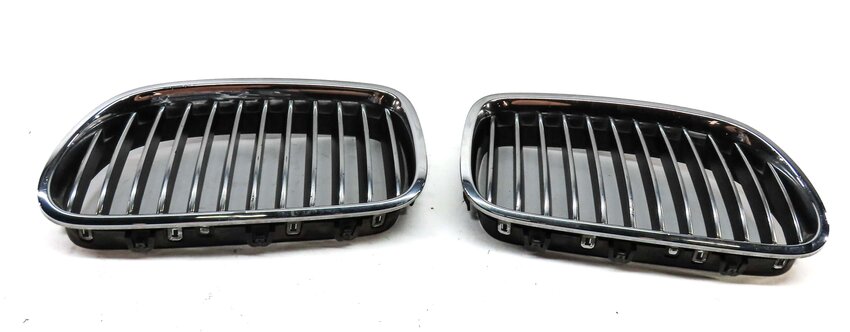 Thumbnail 4: 2011-2013 BMW 528i 535i 550i M5 (F10) FRONT HOOD VENT GRILLE SET-2 (BLACK)