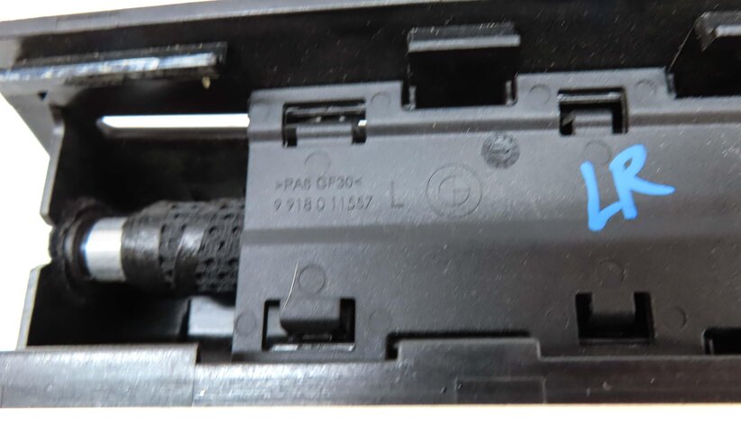 Thumbnail 6: 11-16 BMW 528i 535i 550i M5 ///M (F10) LEFT REAR DOOR VENT WINDOW PRIVACY SHADE