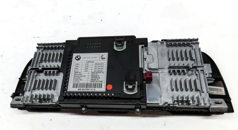 Thumbnail 5: 2011-2016 BMW 528i 535i 550i M5 (F10) 10" DASH RADIO GPS DISPLAY SCREEN (2-PLUG)
