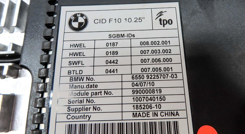 Thumbnail 6: 2011-2016 BMW 528i 535i 550i M5 (F10) 10" DASH RADIO GPS DISPLAY SCREEN (2-PLUG)