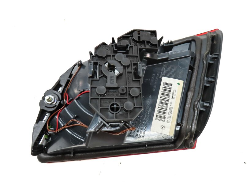 Thumbnail 5: 2011-2013 BMW 528i 535i 550i M5 (F10) LEFT REAR INNER TRUNK TAILLIGHT LIGHT LAMP