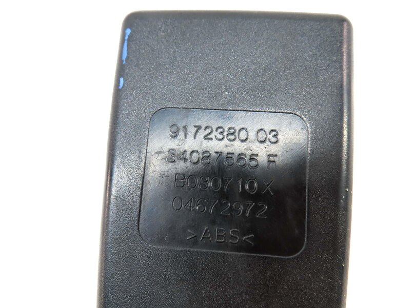 Thumbnail 11: 2011 BMW 535i SEDAN (F10) REAR LEFT RIGHT & CENTER SEATBELT BUCKLE RECEIVER SET3