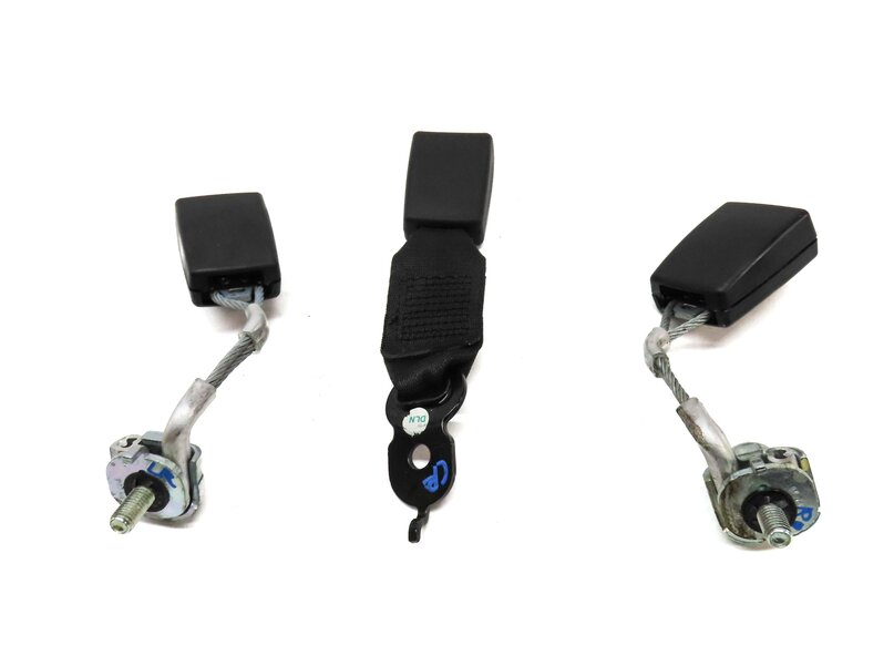 Thumbnail 4: 2011 BMW 535i SEDAN (F10) REAR LEFT RIGHT & CENTER SEATBELT BUCKLE RECEIVER SET3