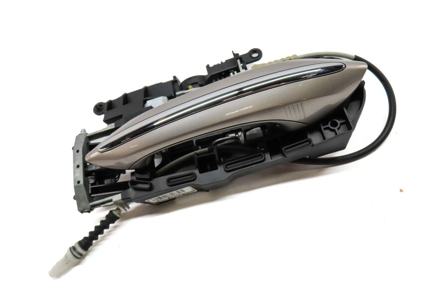 Thumbnail 3: 09-19 BMW 5 6 7 SERIES F01 F10 RIGHT FRONT COMFORT DOOR HANDLE (CASHMERE SILVER)