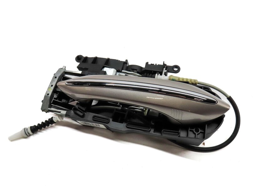 09-19 BMW 5 6 7 SERIES F01 F10 RIGHT REAR COMFORT DOOR HANDLE (CASHMERE SILVER)