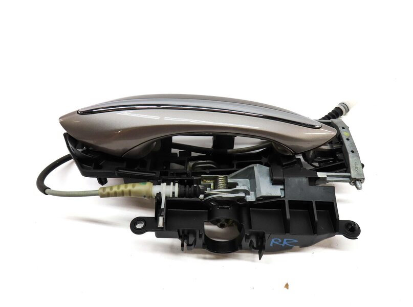 Thumbnail 4: 09-19 BMW 5 6 7 SERIES F01 F10 RIGHT REAR COMFORT DOOR HANDLE (CASHMERE SILVER)
