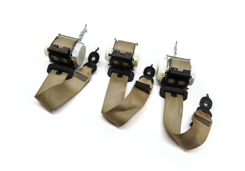 2011 BMW 535i SEDAN F10 REAR LEFT RIGHT & CENTER SEATBELT RETRACTOR SET3 (BEIGE)