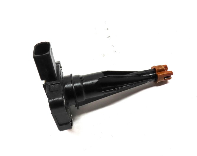 Thumbnail 3: 2015 BMW X5 (F15) 4.4L TWIN TURBO N63 ENGINE OIL LEVEL SENSOR
