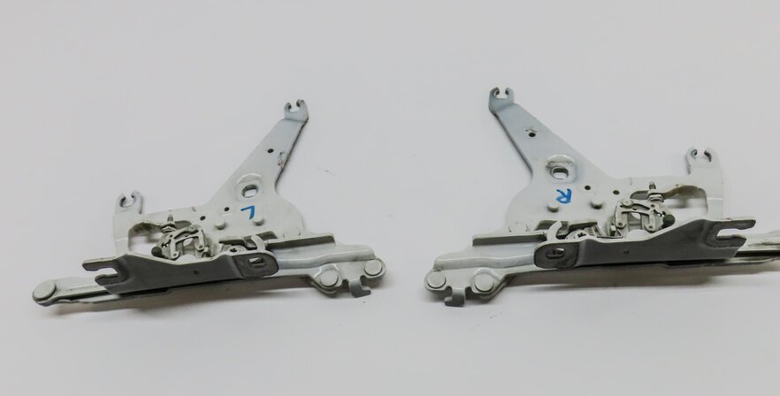 Thumbnail 2: 2014-2019 BMW X5 X6 (F15 F16) LEFT & RIGHT HOOD HINGE SET (White)