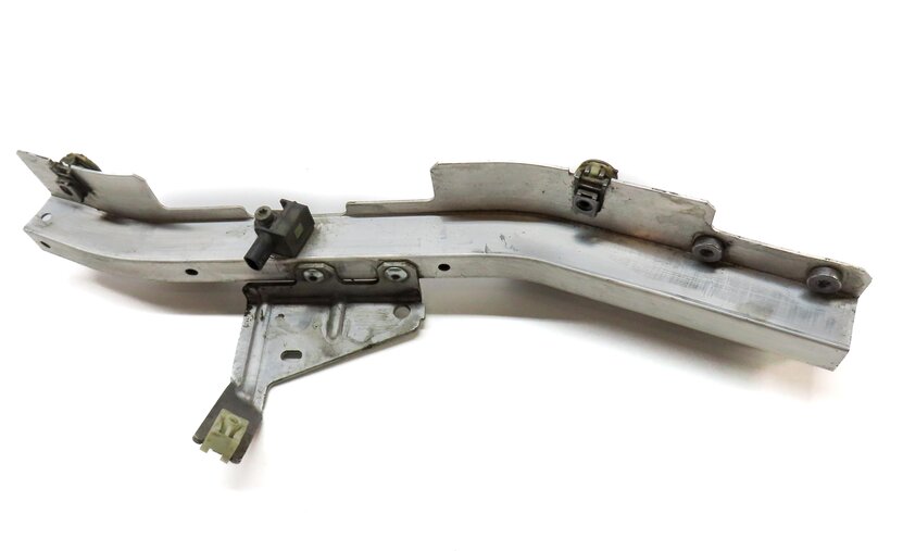 Thumbnail 2: 2015 BMW X5 (F15) BUMPER BAR & HEADLIGHT MOUNTING BRACKET - LEFT DRIVER