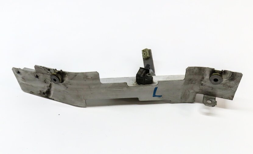 Thumbnail 4: 2015 BMW X5 (F15) BUMPER BAR & HEADLIGHT MOUNTING BRACKET - LEFT DRIVER