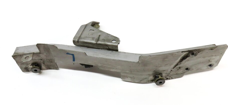 Thumbnail 6: 2015 BMW X5 (F15) BUMPER BAR & HEADLIGHT MOUNTING BRACKET - LEFT DRIVER