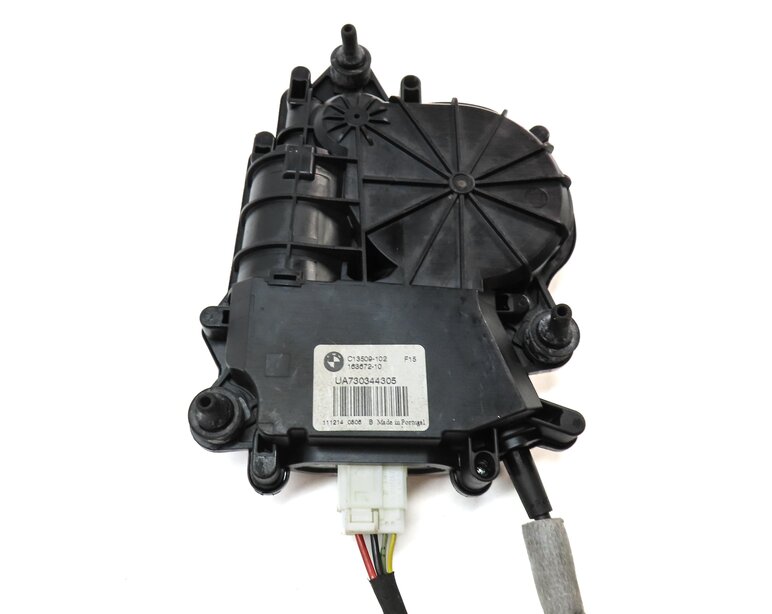 Thumbnail 6: 2015 BMW X5 (F15) TRUNK LATCH WITH SOFT CLOSE ACTUATOR MOTOR AND CABLE