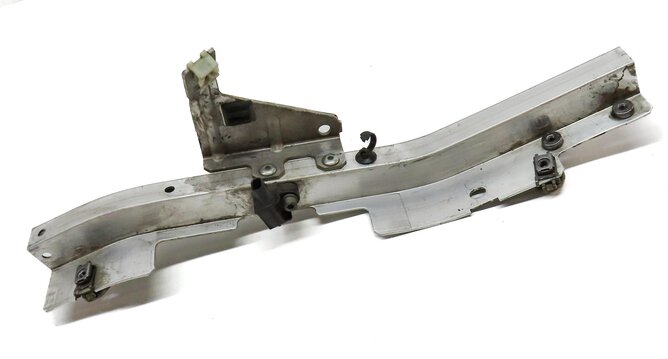 Thumbnail 3: 2015 BMW X5 (F15) BUMPER BAR & HEADLIGHT MOUNTING BRACKET - RIGHT PASSENGER