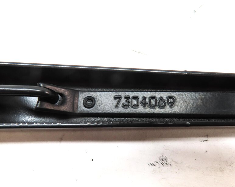 Thumbnail 5: 2014-2019 BMW X5 X6 (F15 F16) FRONT LEFT & RIGHT WINDSHIELD WIPER ARM SET-2