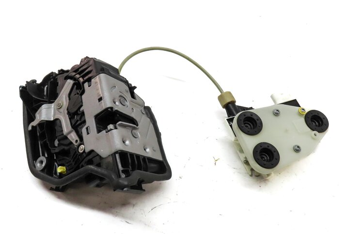 Thumbnail 4: 2014-2018 BMW X5 (F15) LEFT REAR SOFT CLOSE DOOR LOCK LATCH ACTUATOR MOTOR