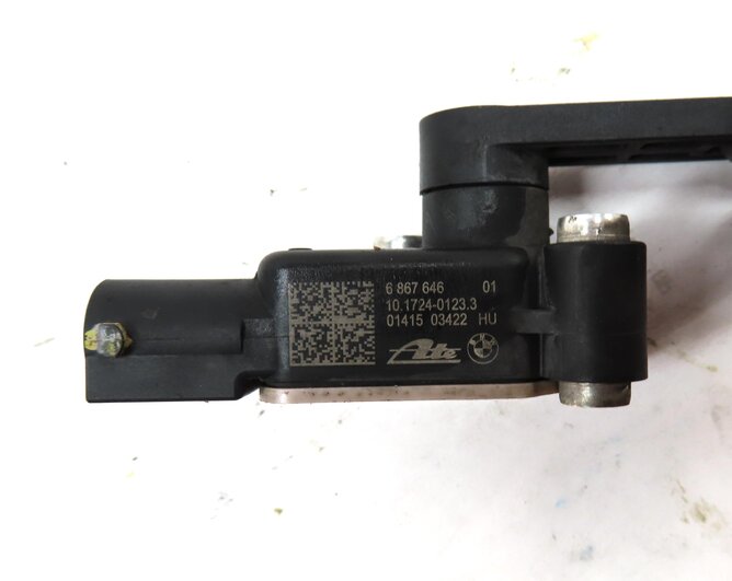 Thumbnail 6: 2015 BMW X5 (F15) FRONT LEFT DRIVER SIDE SUSPENSION HEIGHT LEVEL SENSOR