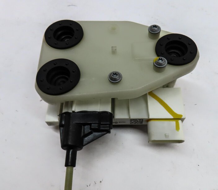 Thumbnail 5: 14-19 BMW 7 X6 (G11 G12 F15 F16) FRONT RIGHT SOFT CLOSE DOOR LATCH w/ ACTUATOR