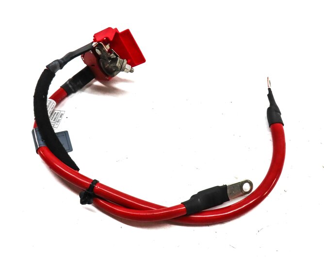 Thumbnail 2: 2015 BMW X5 (F15) POSITIVE BATTERY CABLE WITH TERMINAL