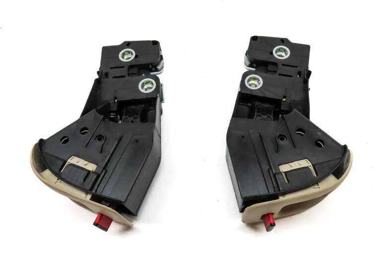 Thumbnail 4: 2015 BMW X5 (F15) REAR 2ND ROW LEFT & RIGHT SEAT LATCH & RELEASE BUTTON (Beige)