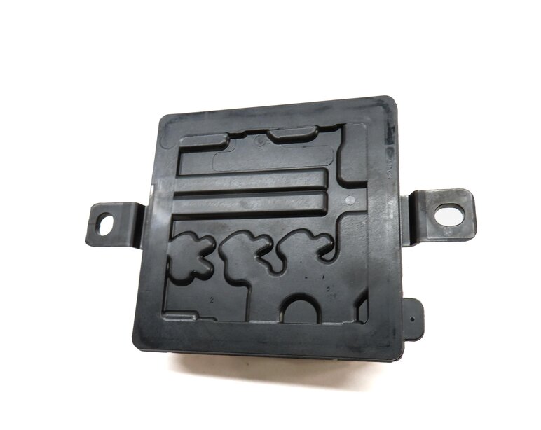 Thumbnail 5: 2015 BMW X5 (F15) INTEGRATED POWER SUPPLY CONTROL MODULE