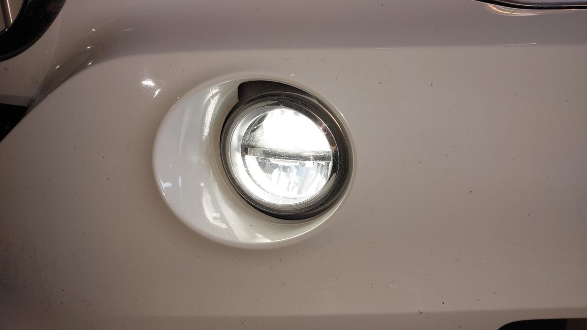 Thumbnail 2: 14-19 BMW X3 X4 X5 X6 X5M X6M ///M (F15 F16 F25 F26 F85 F86) LEFT - LED FOGLIGHT