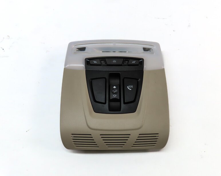 Thumbnail 4: 2015 BMW X5 (F15) FRONT ROOF CENTER PRIMARY DOME LIGHT & SUNROOF BUTTON (Beige)