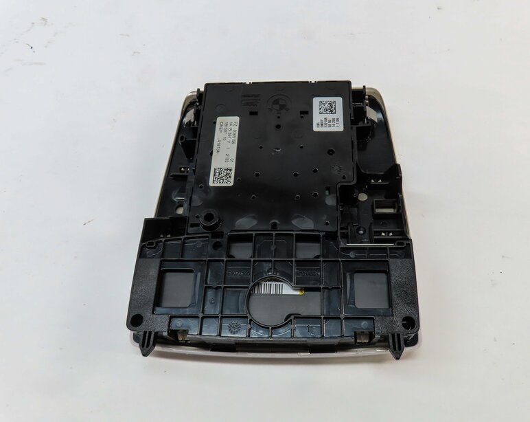 Thumbnail 5: 2015 BMW X5 (F15) FRONT ROOF CENTER PRIMARY DOME LIGHT & SUNROOF BUTTON (Beige)