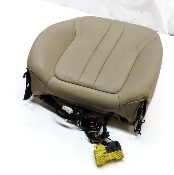 2015 BMW X5 (F15) FRONT RIGHT PASSENGER UPPER SEAT CUSHION (Beige)