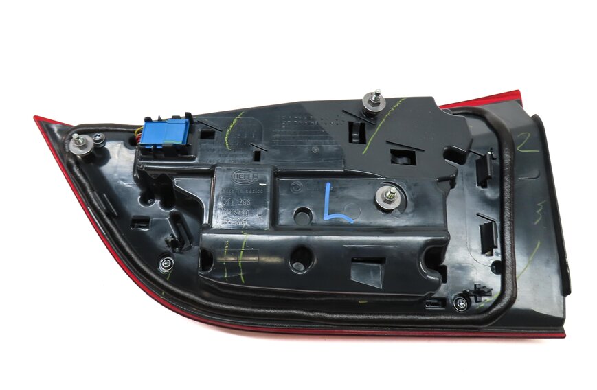 Thumbnail 5: 14-18 BMW X5 X5M ///M (F15 F85) LEFT DRIVER REAR INNER LED TAILLIGHT LIGHT LAMP