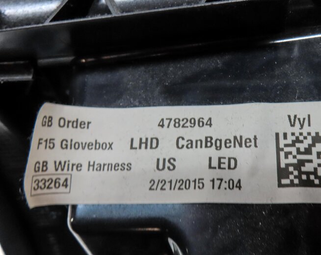 Thumbnail 6: 2015 BMW X5 (F15) FRONT RIGHT PASSENGER GLOVE BOX ASSEMBLY (Beige)