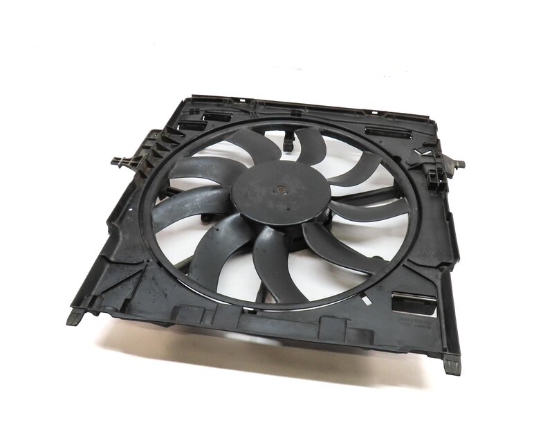14-19 BMW X5 X6 (F15 F16) 2.0L 3.0L 3.0D 850 WATT RADIATOR COOLING FAN & SHROUD