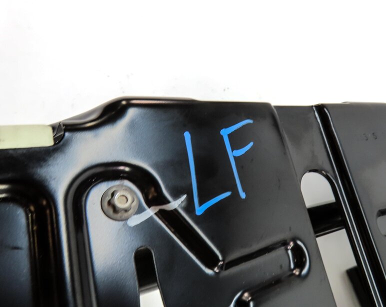 Thumbnail 7: 2015 BMW X5 (F15) FRONT LEFT DRIVER SEAT TRACK WITH ADJUST MOTORS