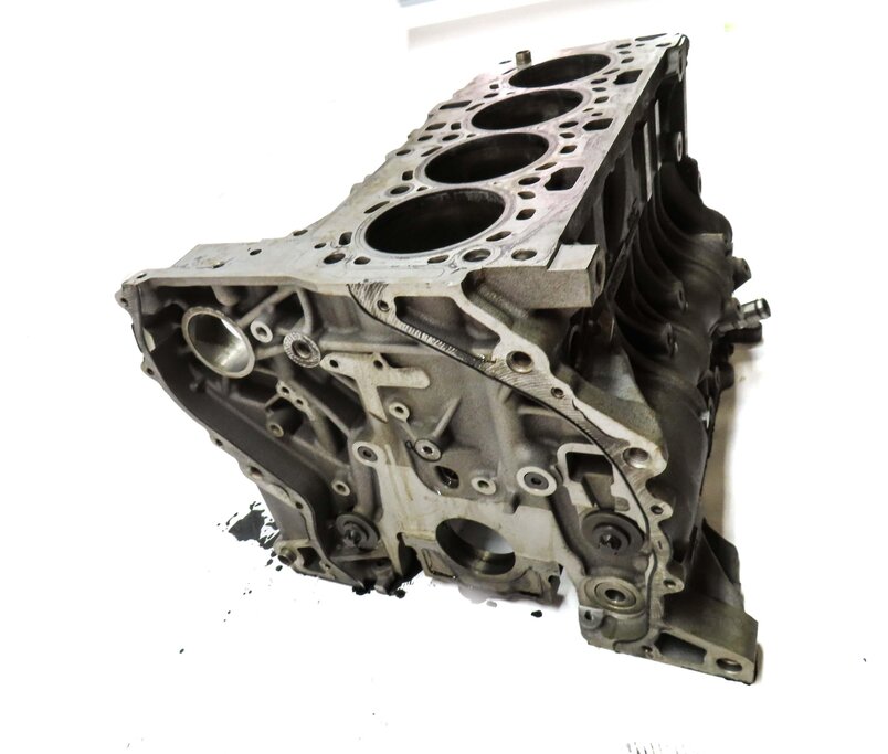 Thumbnail 7: 14-18 BMW 328i X3 (F25 F30) 2.0L MOTOR N47T DIESEL ENGINE BARE CYLINDER BLOCK