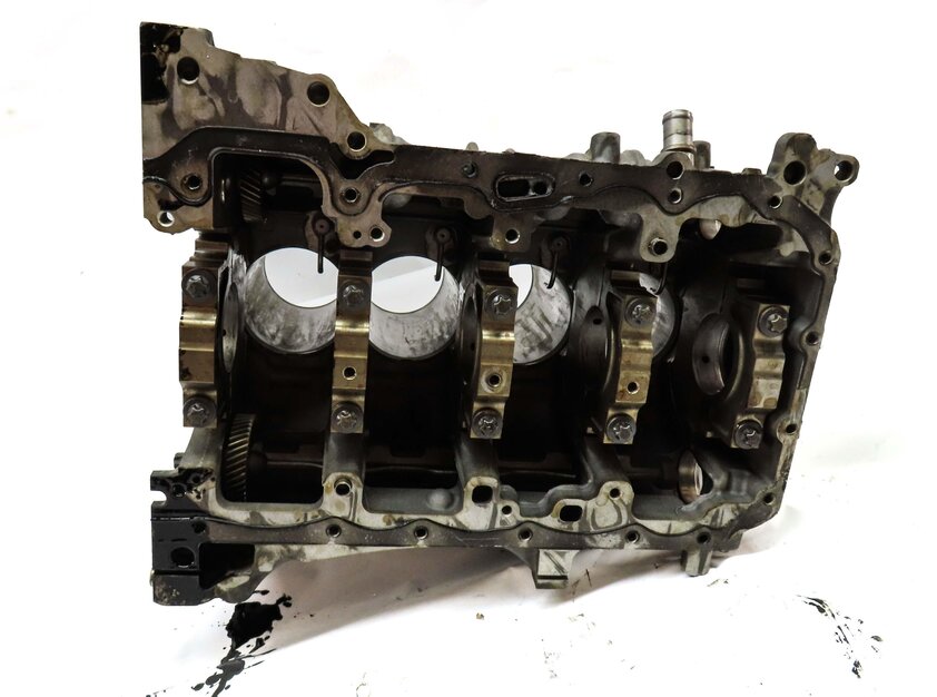 Thumbnail 9: 14-18 BMW 328i X3 (F25 F30) 2.0L MOTOR N47T DIESEL ENGINE BARE CYLINDER BLOCK