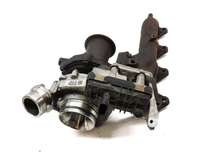 Thumbnail 2: 2014-2018 BMW 328i X3 (F25 F26) 2.0L N47T DIESEL ENGINE TURBOCHARGER w/ MANIFOLD