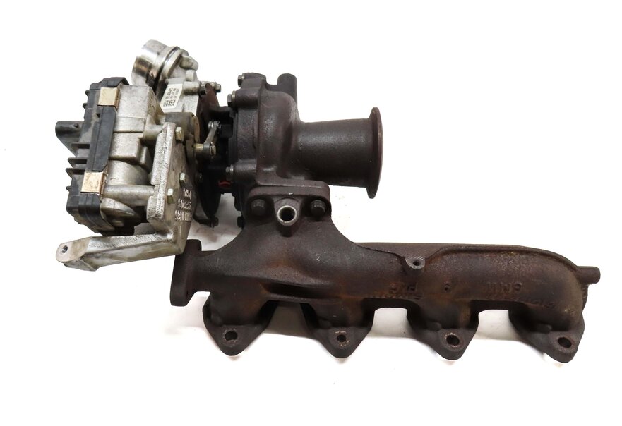 Thumbnail 5: 2014-2018 BMW 328i X3 (F25 F26) 2.0L N47T DIESEL ENGINE TURBOCHARGER w/ MANIFOLD
